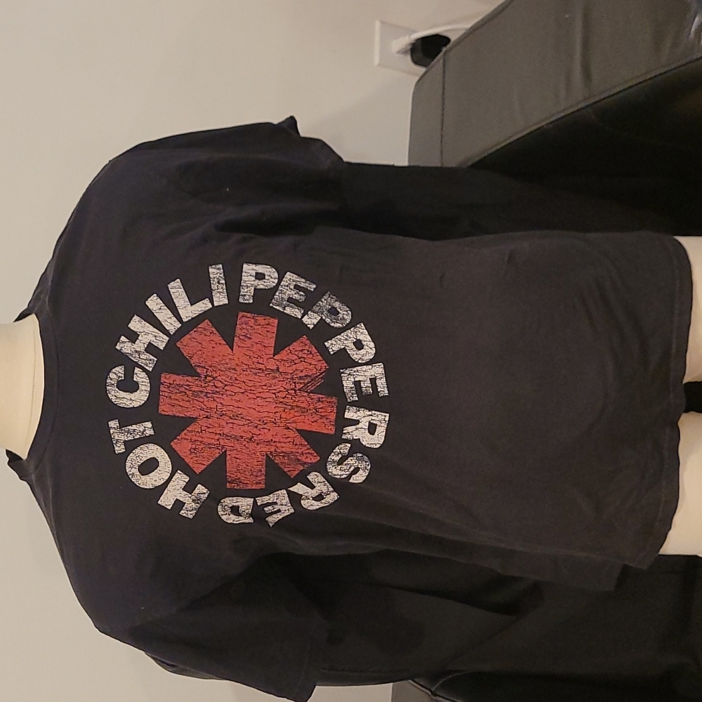 Red Hot Chilli Peppers Tshirt Xl